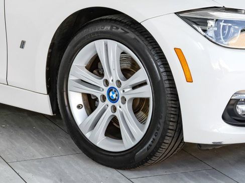 Used 2018 BMW 330e RWD image 61