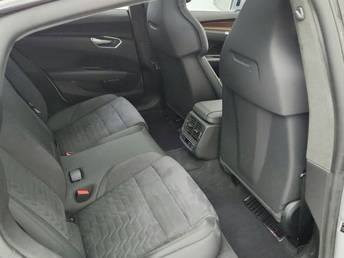 Used 2024 Audi e-tron GT Prestige w/ Prestige Package image 23