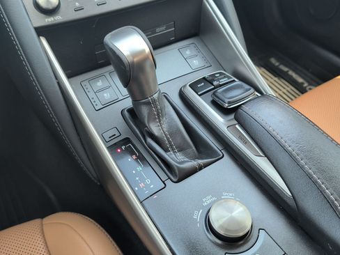 Used 2019 Lexus IS 300 w/ Navigation Package RWD image 20
