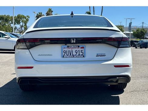 Used 2024 Honda Accord Sport image 4