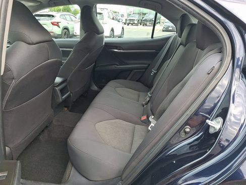 Used 2021 Toyota Camry LE FWD image 10