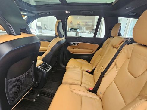 Certified 2022 Volvo XC90 T6 Inscription w/ Advanced Package image 19