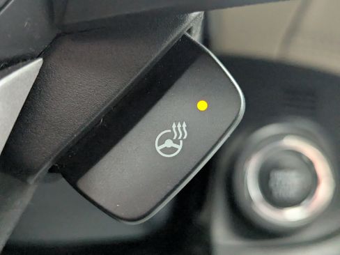 Used 2020 Subaru Legacy Limited image 25