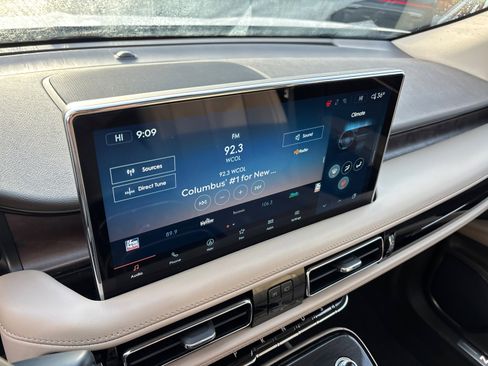 Certified 2023 Lincoln Nautilus Reserve w/ Equipment Group 201A image 19