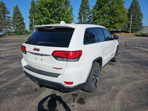 Used 2019 Jeep Grand Cherokee Trailhawk AWD/4WD image 6