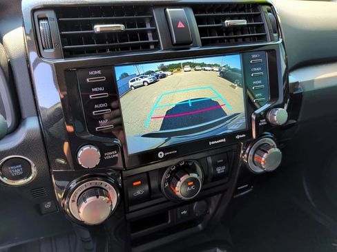 Used 2024 Toyota 4Runner TRD Off-Road Premium w/ Moonroof Package AWD/4WD image 23