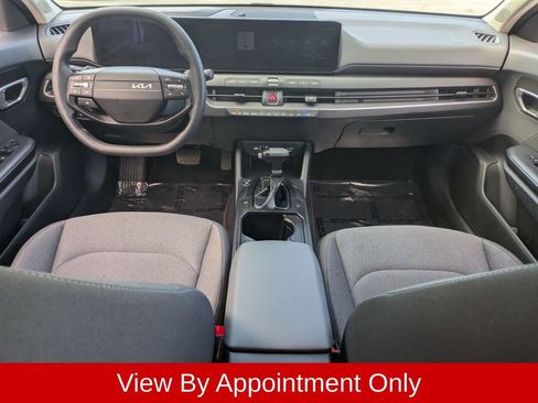 Used 2025 Kia K4 FWD image 29