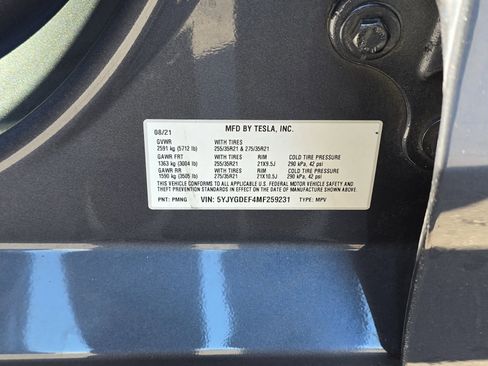 Used 2021 Tesla Model Y Performance image 36