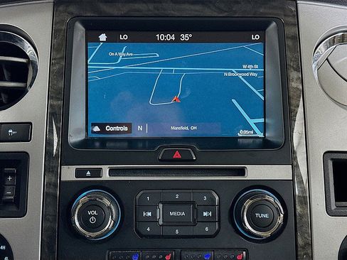 Used 2017 Ford Expedition Limited w/ Equipment Group 301A AWD/4WD image 16