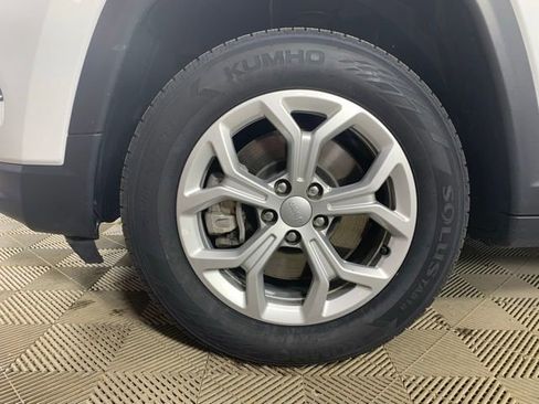 Used 2024 Jeep Compass Latitude AWD/4WD image 31