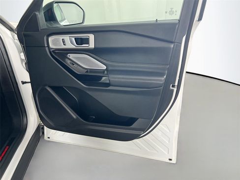 Used 2021 Ford Explorer ST w/ Equipment Group 401A image 27