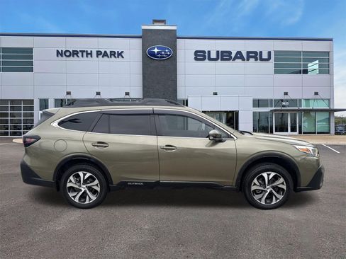 Used 2020 Subaru Outback Limited w/ Popular Package #2 image 2