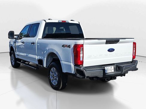 Used 2024 Ford F250 XLT image 4