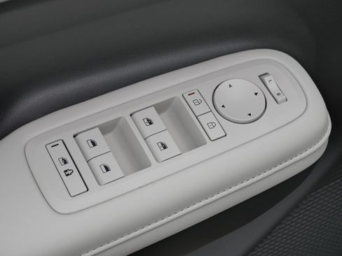 Certified 2026 Hyundai Santa Fe SEL w/ Tow & Go Package image 19