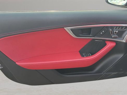 Used 2022 Jaguar F-TYPE Convertible RWD image 22