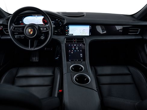 New 2025 Porsche Taycan 4S image 12