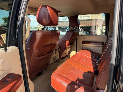 Used 2013 Ford F250 King Ranch w/ King Ranch w/Chrome Pkg AWD/4WD image 15