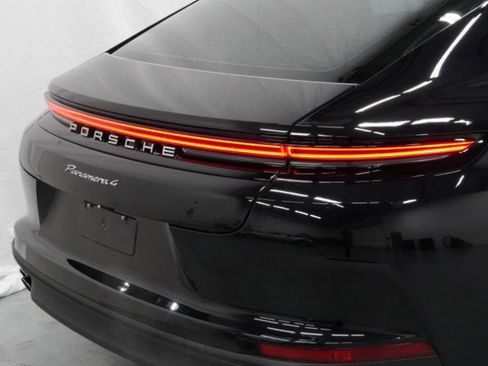Used 2024 Porsche Panamera 4 image 61