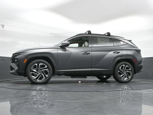 Used 2025 Hyundai Tucson Limited AWD/4WD image 51