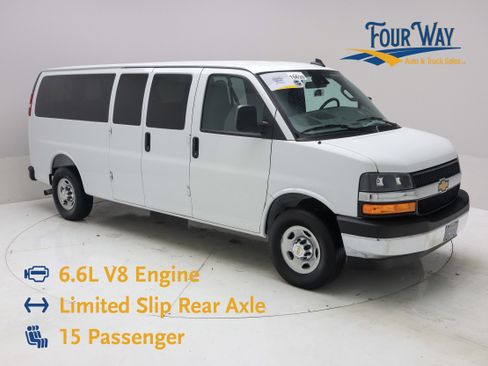 Used 2025 Chevrolet Express 3500 LT w/ LT Preferred Equipment Group RWD image 1