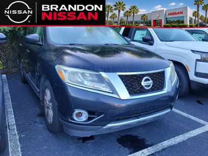 Used 2016 Nissan Pathfinder SL