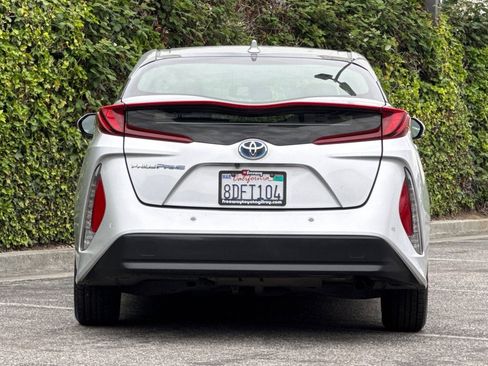 Used 2017 Toyota Prius Prime Advanced FWD image 5