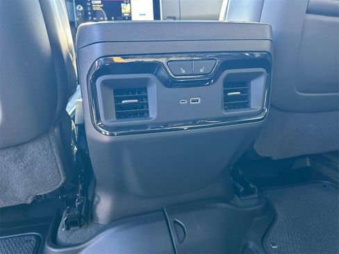 Used 2025 GMC Sierra 1500 AT4X image 23
