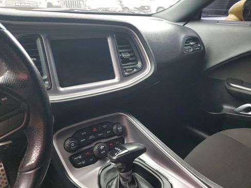 Used 2021 Dodge Challenger R/T w/ T/A Package image 25