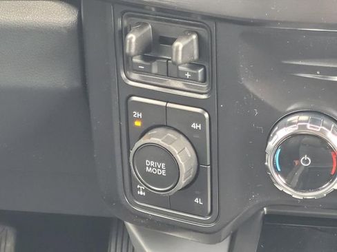 New 2026 Ford F250 Lariat w/ Chrome Package image 19