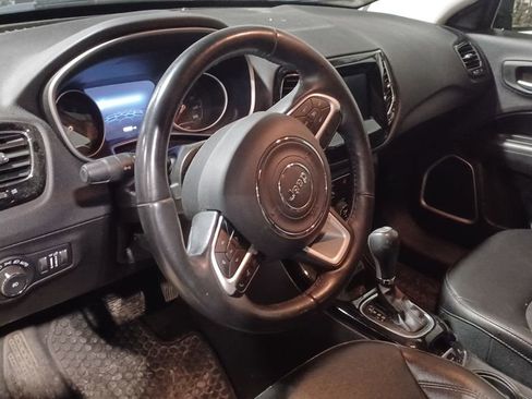 Used 2019 Jeep Compass Altitude image 4