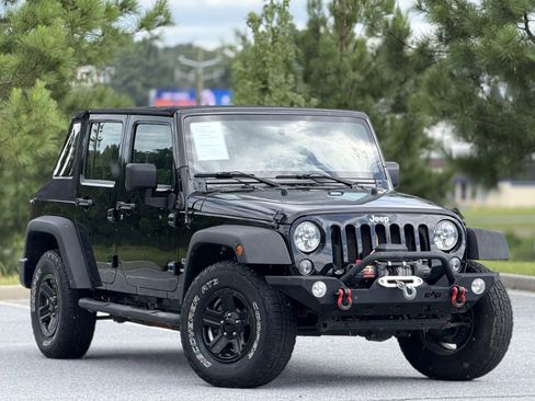 Used 2016 Jeep Wrangler Unlimited Sport w/ Connectivity Group image 12
