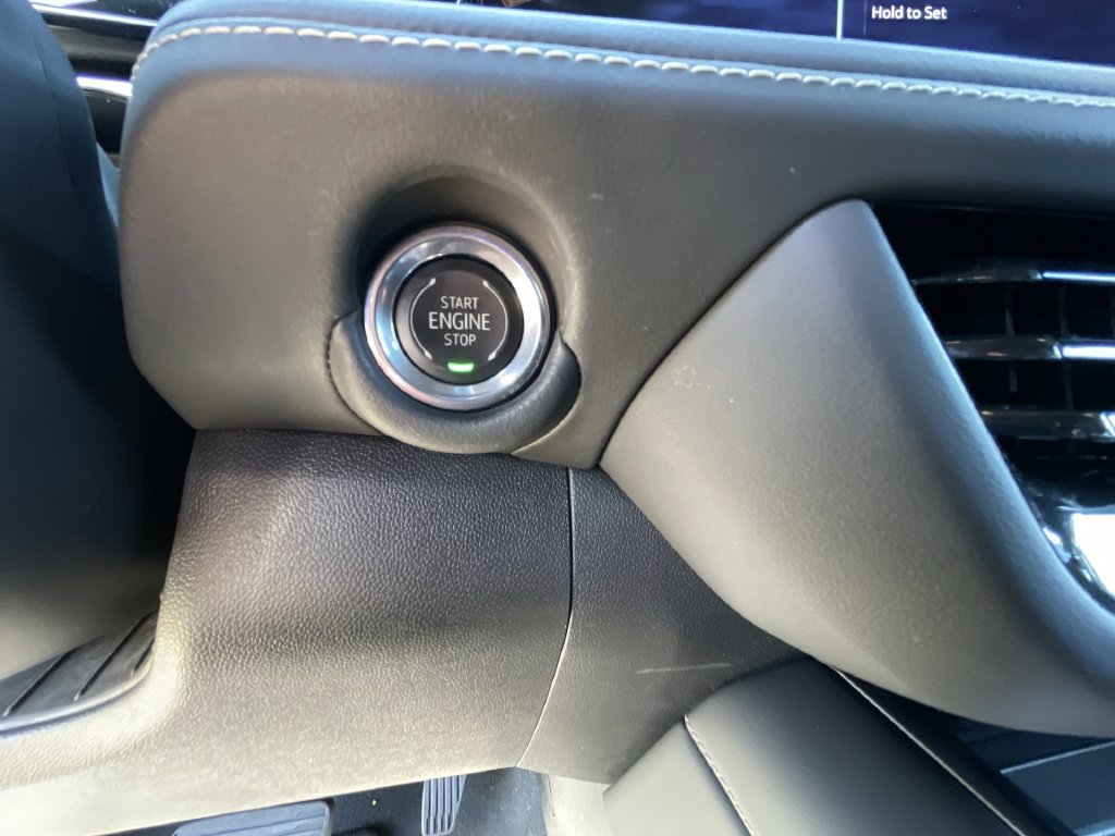 Certified 2025 Chevrolet Suburban Premier RWD image 16