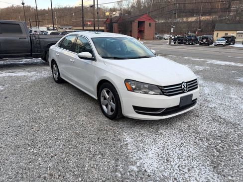 Used 2012 Volkswagen Passat 2.5 SE image 6