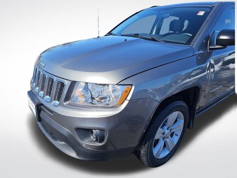 Used 2011 Jeep Compass Latitude w/ Sun/Sound Group image 17