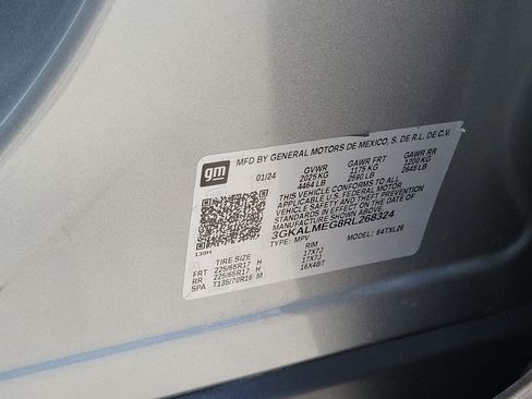 Used 2024 GMC Terrain SLE FWD image 33