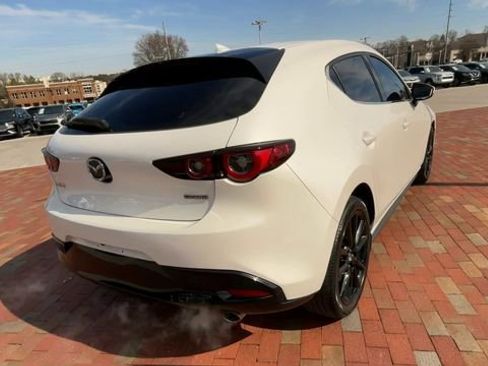 Used 2022 MAZDA MAZDA3 s image 9