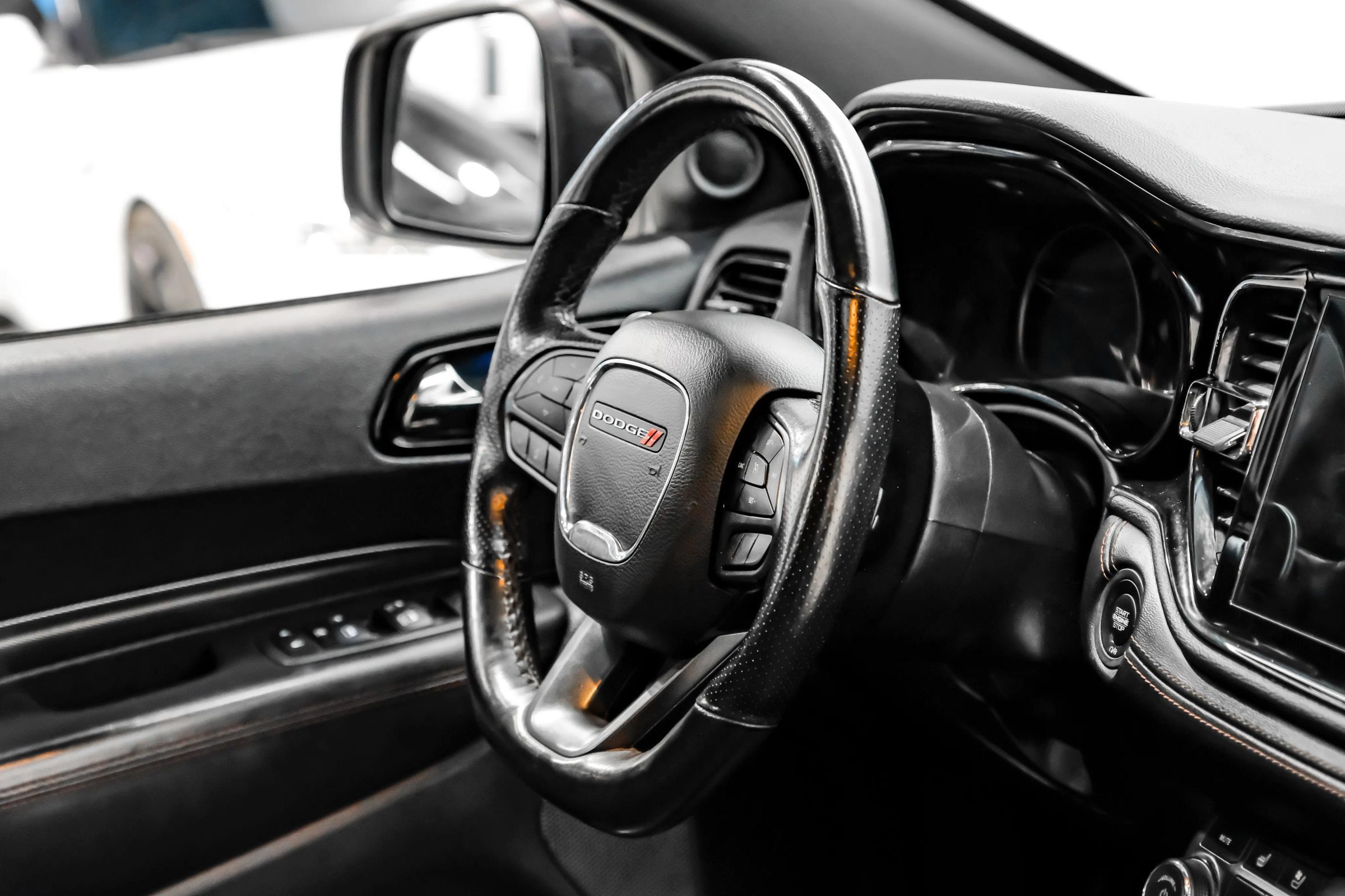Used 2022 Dodge Durango R/T w/ Blacktop Package RWD image 12