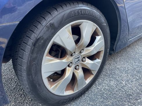 Used 2010 Honda Accord EX image 11