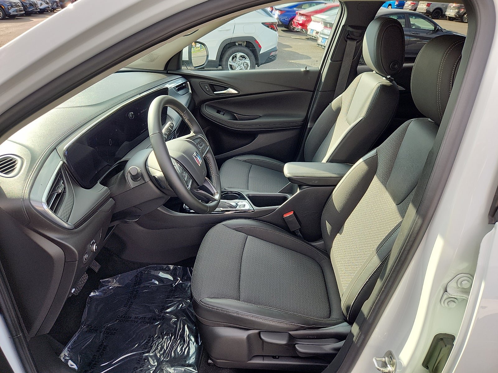 Certified 2024 Buick Encore GX Preferred FWD image 14