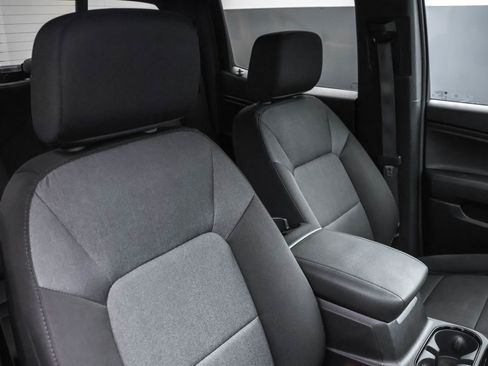 Used 2023 Chevrolet Colorado Trail Boss image 39