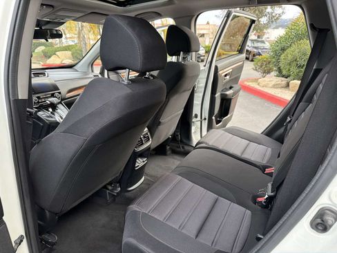 Used 2018 Honda CR-V EX image 24