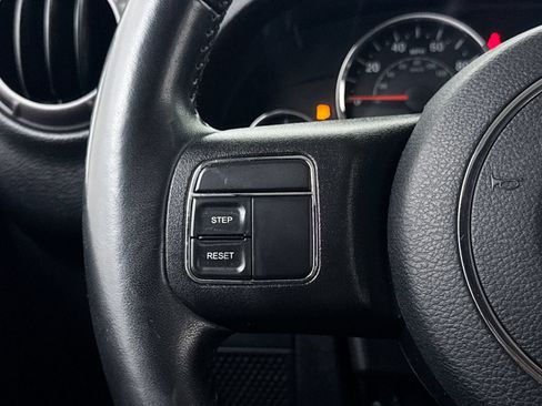 Used 2018 Jeep Wrangler Unlimited Sport S AWD/4WD image 24