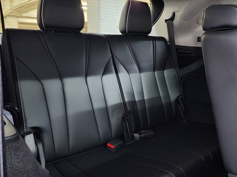 Certified 2024 Acura MDX w/Advance Package image 18