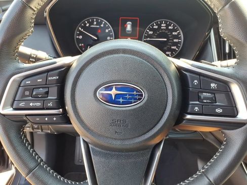 Certified 2025 Subaru Outback Premium AWD/4WD image 5