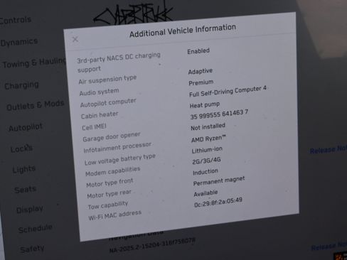 Used 2025 Tesla Cybertruck AWD Crew Cab image 19