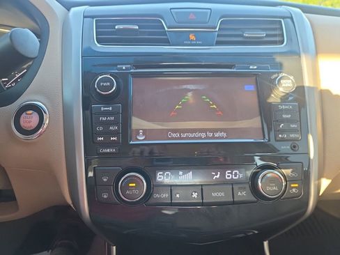 Used 2013 Nissan Altima 2.5 SL w/ Technology Pkg FWD image 15