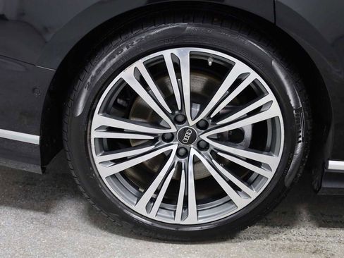 Used 2023 Audi A8 L 3.0T w/ Luxury Package image 36