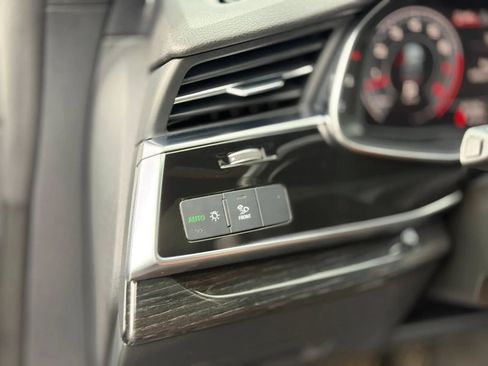 Used 2019 Audi Q8 Premium Plus AWD/4WD image 7