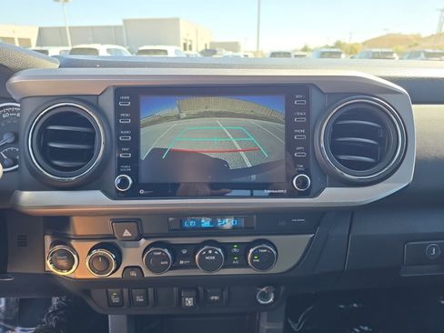 Used 2023 Toyota Tacoma 4x4 Double Cab image 14