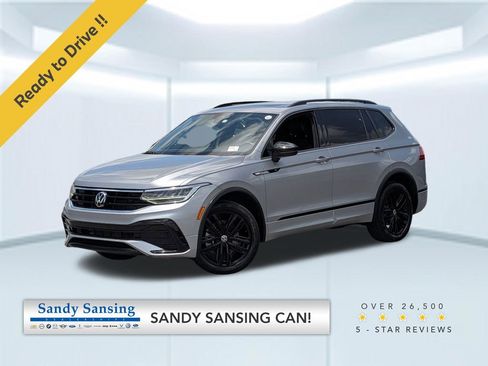 Used 2022 Volkswagen Tiguan SE R-Line FWD image 1